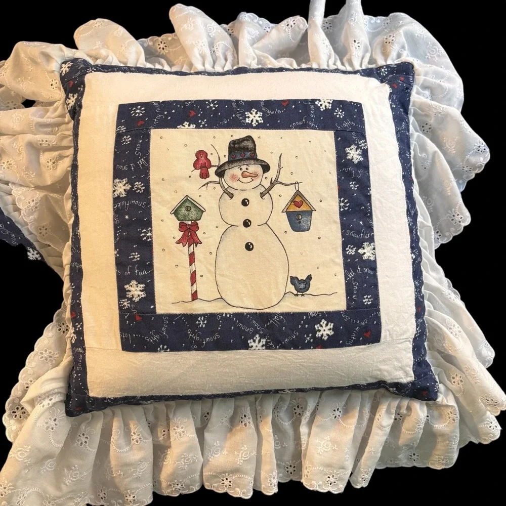 Set of 2 Vintage Quilted‎ Throw Pillows Snowman Christmas Winter Grannycore